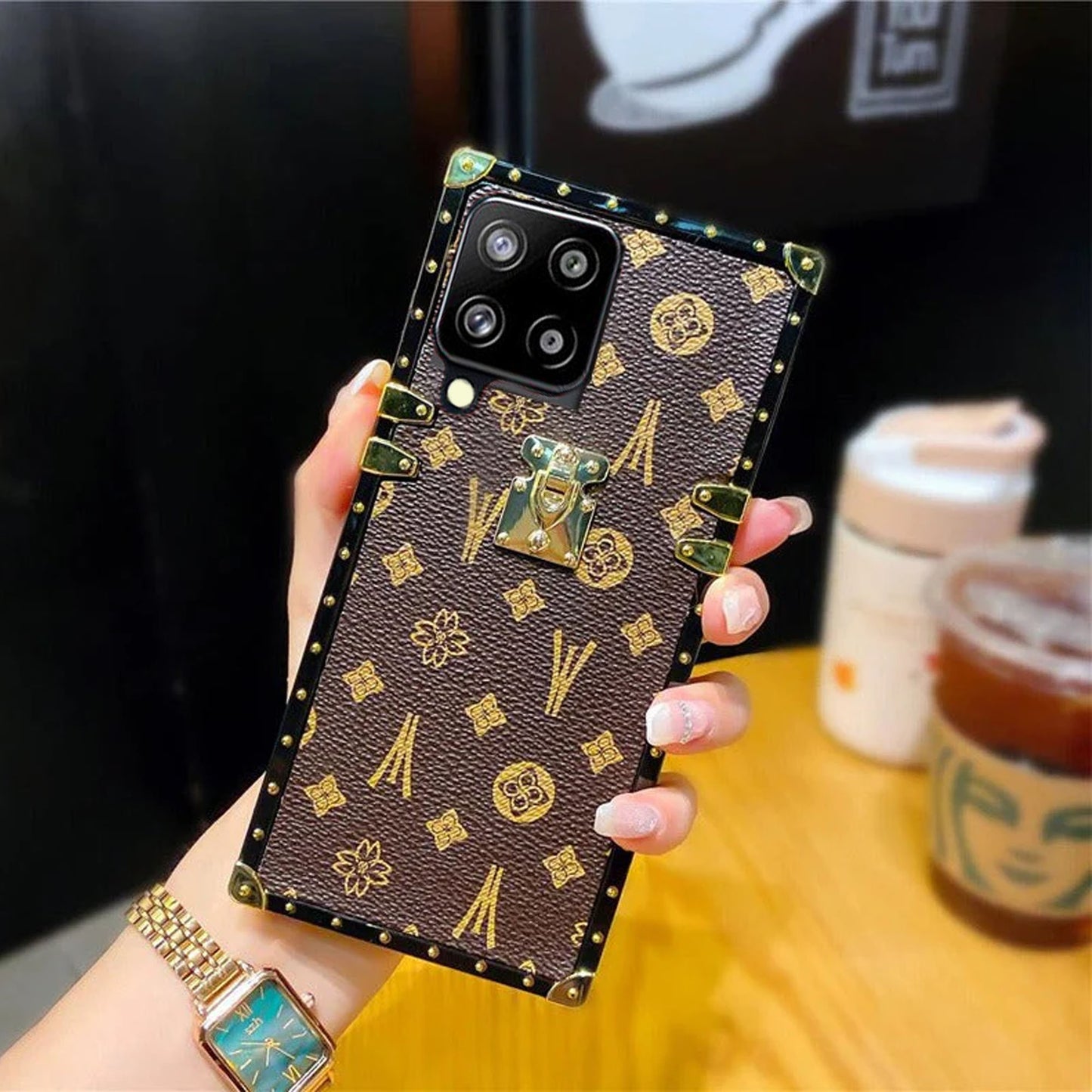 [ FREE SHIPPING] LV MONOGRAM CANVAS SQUARE TRUNK DESIGN CASE FOR SAMSUNG A42