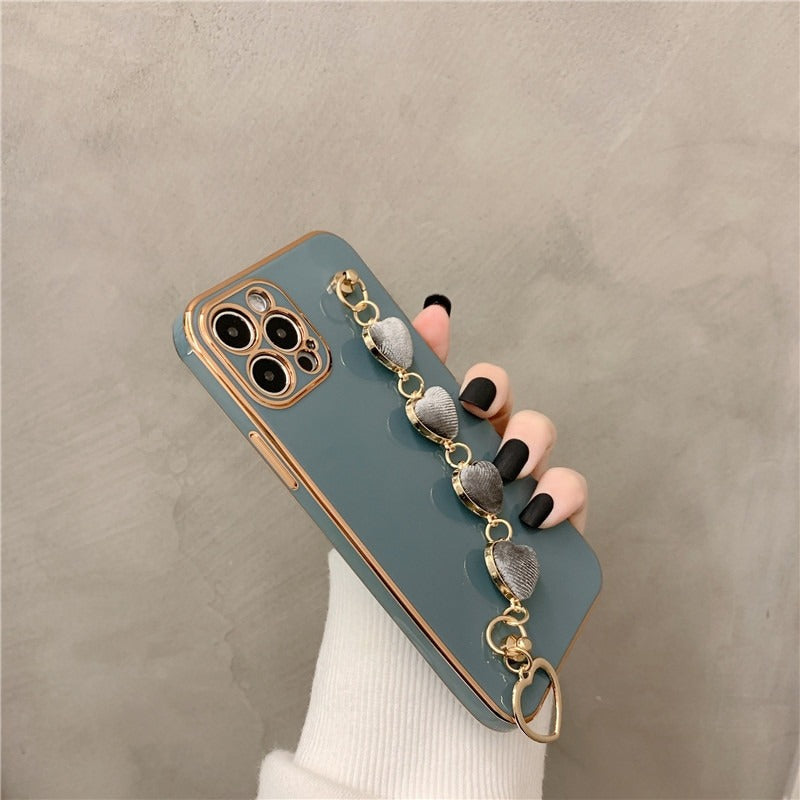 [FREE SHIPPING] Luxury Plating Heart Metal Bracelet Phone Chain Case for iPhone 13 Pro Max